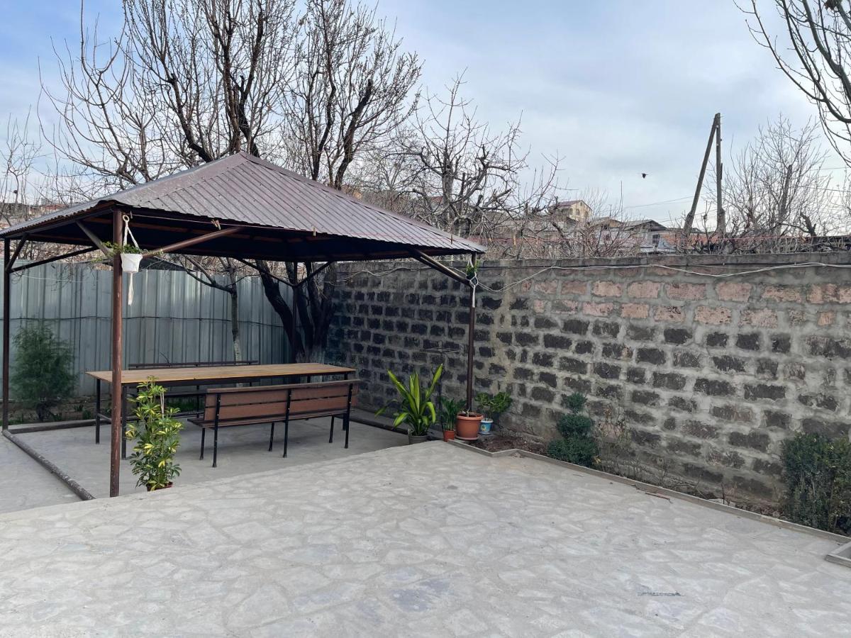 Noragyugh Guest House Ереван Екстериор снимка